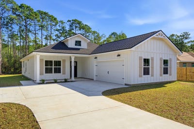 /international/us/8294-tavira-street-navarre-fl-110107843727/