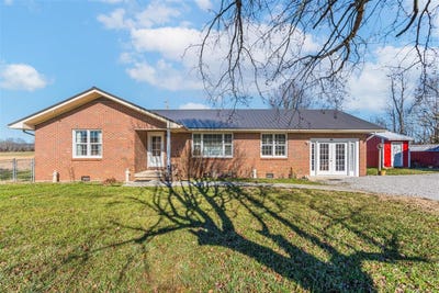 /international/us/5360-salt-lick-road-burkesville-ky-110106296906/