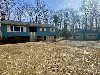 /international/us/24-jay-drive-gilford-nh-110107318890/