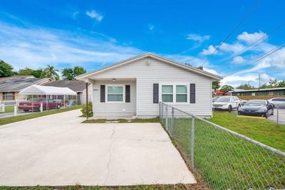 /international/us/2533-s-fern-creek-avenue-orlando-fl-110119614192/