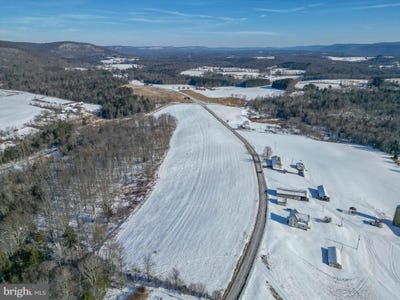/international/us/rose-valley-road-trout-run-pa-110104330206/