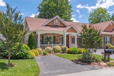 /international/us/190-shaws-creek-farm-road-hendersonville-nc-110100325202/