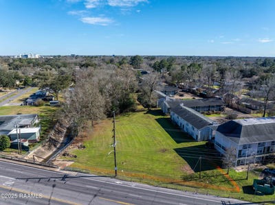 /international/us/2505-johnston-street-lot-1a-2a-3a-4a-5a-6a-lafayette-la-110104520961/