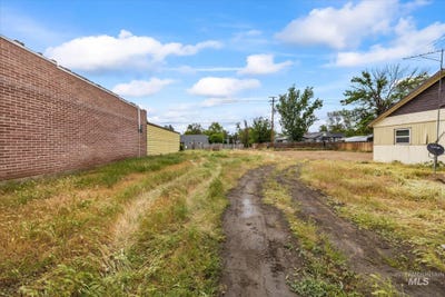 /international/us/7-e-owyhee-ave-homedale-id-110099580121/?lang=en