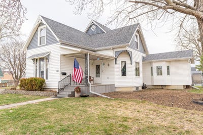 /international/us/621-w-jefferson-street-winterset-ia-110106755342/