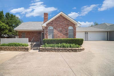 /international/us/6127-welden-court-fort-worth-tx-110108618253/
