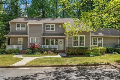 /international/us/118-lake-hollow-circle-cary-nc-110107541710/