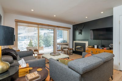 /international/us/119-picabo-st-ketchum-id-110097683879/