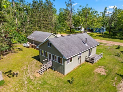 /international/us/7249-arrowroot-trail-gaylord-mi-110100899290/