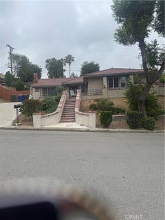 /international/us/270-e-big-springs-road-riverside-ca-110108379208/