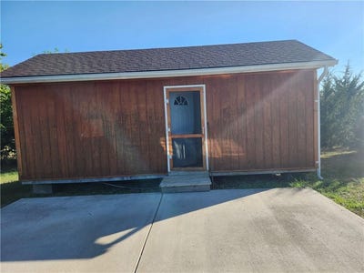 /international/us/10-fleetwood-drive-linn-valley-ks-110120424476/