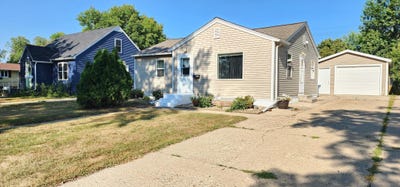 /international/us/808-5th-street-ne-staples-mn-110109770151/