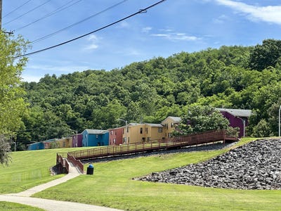 /international/us/713-wilkinson-boulevard-frankfort-ky-110108737959/