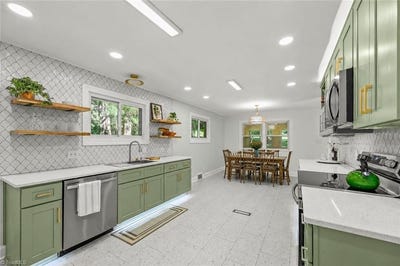 /international/us/3245-springside-drive-clemmons-nc-110108611550/