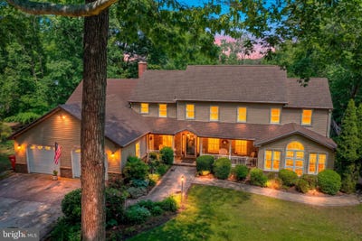 /international/us/9585-cedar-lane-seaford-de-110107441254/