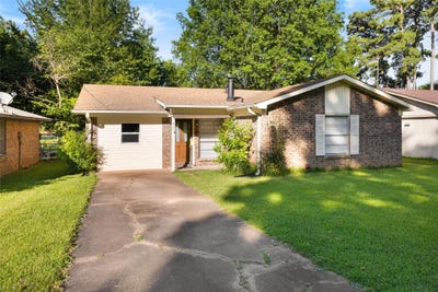 /international/us/417-carroll-avenue-wake-village-tx-110108360404/