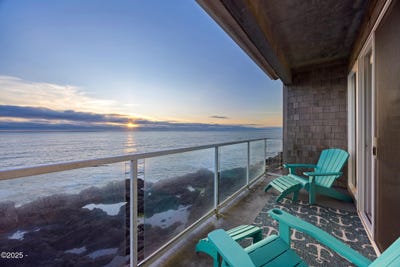 /international/us/1113-n-hwy-101-52-depoe-bay-or-110100617007/