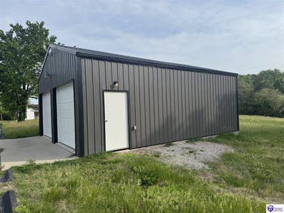 /international/us/214-e-main-street-cloverport-ky-110107536777/