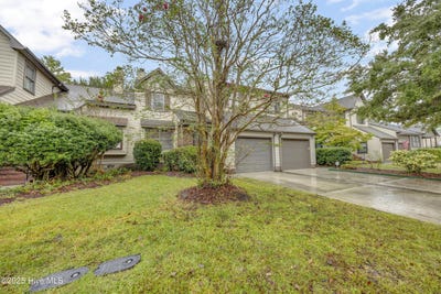 /international/us/3436-regency-drive-wilmington-nc-110103292972/