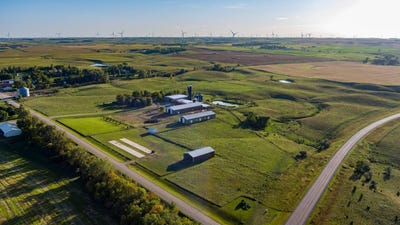 /international/us/301-w-farm-lane-stockholm-sd-110107081650/
