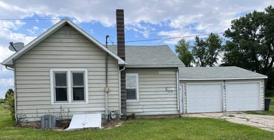 /international/us/734-farmer-little-york-il-110100125381/