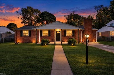 /international/us/1948-beall-drive-hampton-va-110120795030/