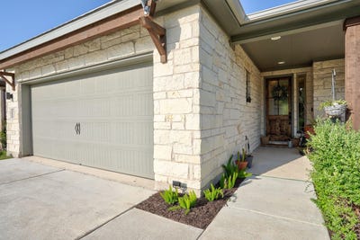 /international/us/2240-ringstaff-rd-leander-tx-110108929959/