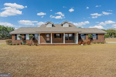 /international/us/8245-central-avenue-waycross-ga-110106169093/