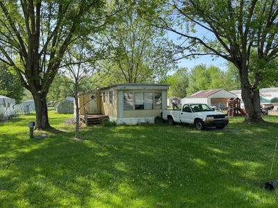 /international/us/11922-hickory-trail-paint-twp-oh-110107394960/