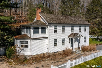 /international/us/32-wykeham-road-washington-ct-110106846882/