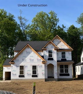 /international/us/4501-brookhaven-drive-north-royalton-oh-110107609407/