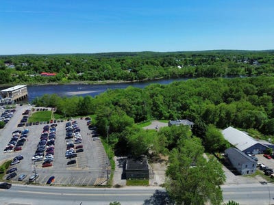 /international/us/14-water-street-waterville-me-110100628760/?lang=es