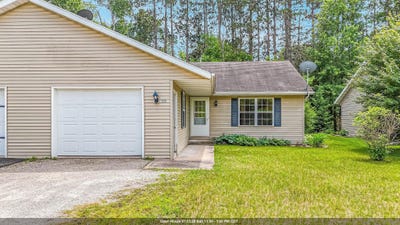 /international/us/225-e-center-street-wautoma-wi-110109116169/