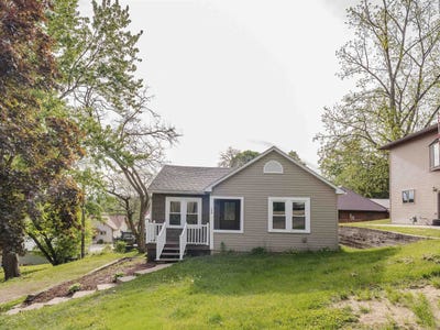 /international/us/198-s-rosa-street-richland-center-wi-110108061366/