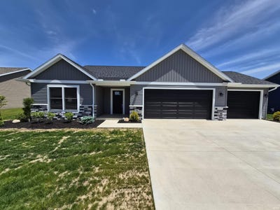 /international/us/430-n-eastfield-circle-milford-in-110104057915/