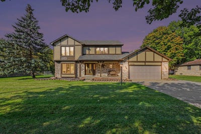 /international/us/35791-clarkston-lane-richmond-mi-110120152772/
