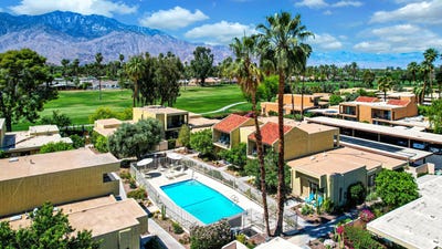/international/us/2417-los-patos-drive-palm-springs-ca-110106982593/