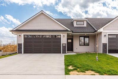 /international/us/712-academy-circle-nevada-ia-110107336056/