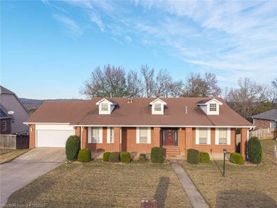 /international/us/1912-parkridge-dr-van-buren-ar-110120637923/