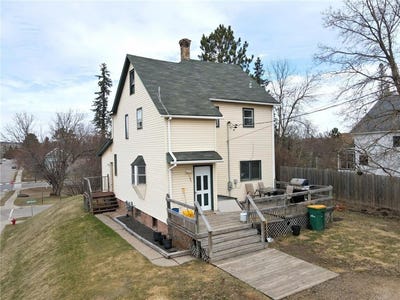 /international/us/101-lakeview-boulevard-coleraine-mn-110107746325/