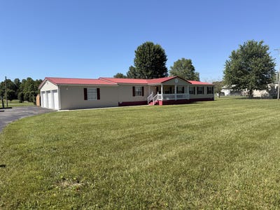 /international/us/524-parks-ridge-road-russell-springs-ky-110108552855/