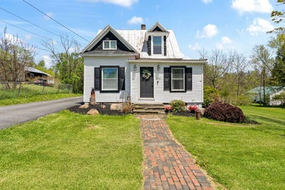 /international/us/130-charleston-st-esperance-ny-110108195912/