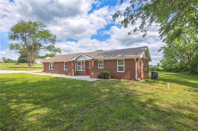 /international/us/1129-nw-us-50-highway-centerview-mo-110100219177/