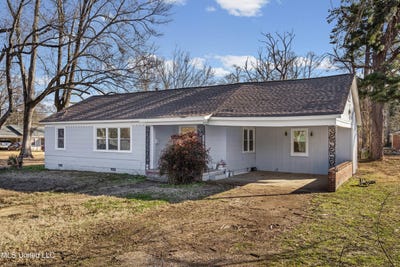 /international/us/210-west-street-batesville-ms-110105800178/