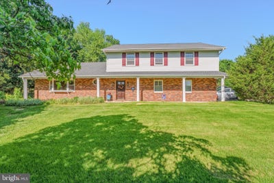 /international/us/2504-burgundy-drive-fallston-md-110108571809/