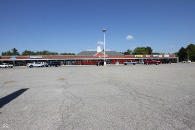 /international/us/1244-w-main-street-greenfield-in-110102281998/