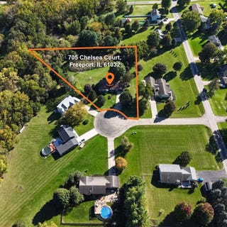 /international/us/705-chelsea-court-freeport-il-110109859611/