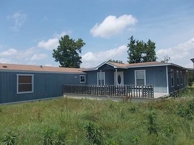 /international/us/306-county-road-4360-scroggins-tx-110101004372/
