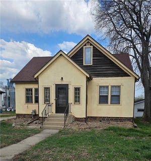 /international/us/416-n-2nd-street-le-sueur-mn-110107481705/
