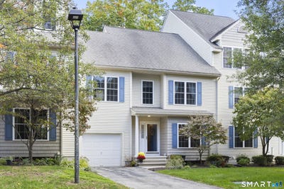 /international/us/83-perry-street-putnam-ct-110120484760/
